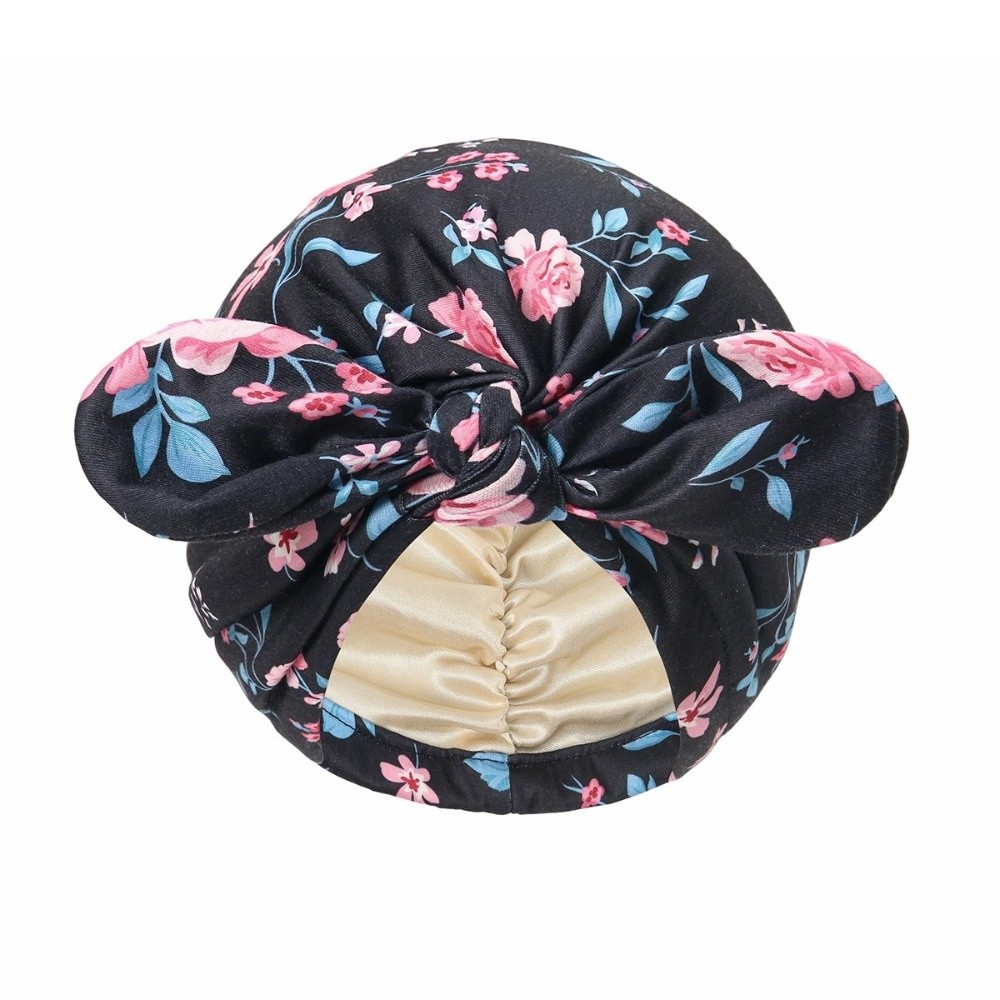 Satin Lined Bandana Turban Hat - Bow Tie Pre Tied recension och pris